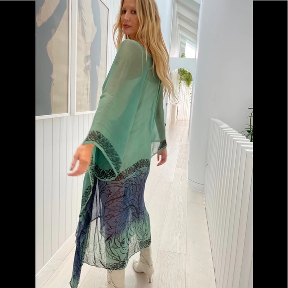 FLASH SALE: OFFER $185, Vintage 70’s Kaftan, Sourced by Chasing Unicorns - Picture 7 of 17